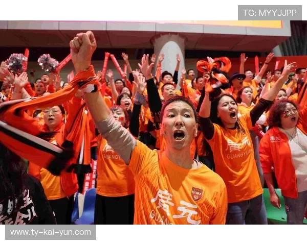 球迷远征军抵达客场,纽卡斯尔联支持者见证球队历史性大胜